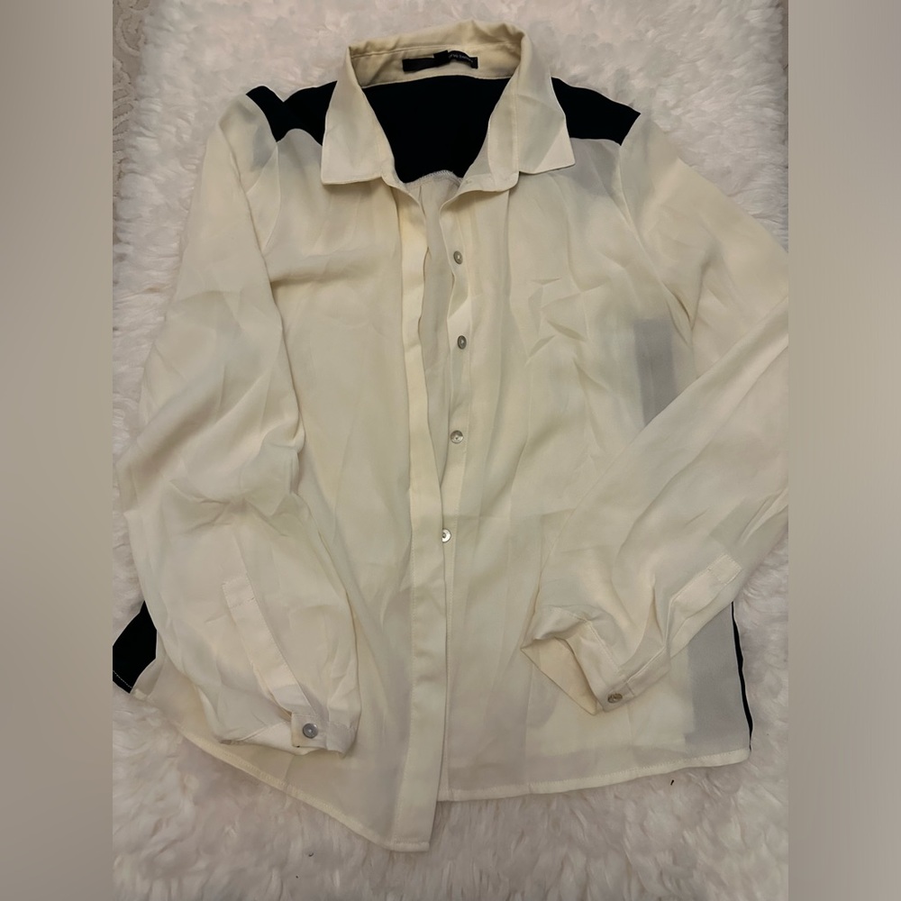 Button down blouse. Medium.